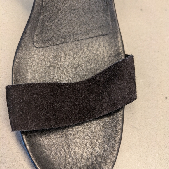 Pedro Garcia Chunky Metallic Heel in Black Suede - Picture 9 of 12